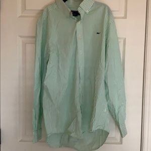 Vineyard vines long sleeve button up shirt